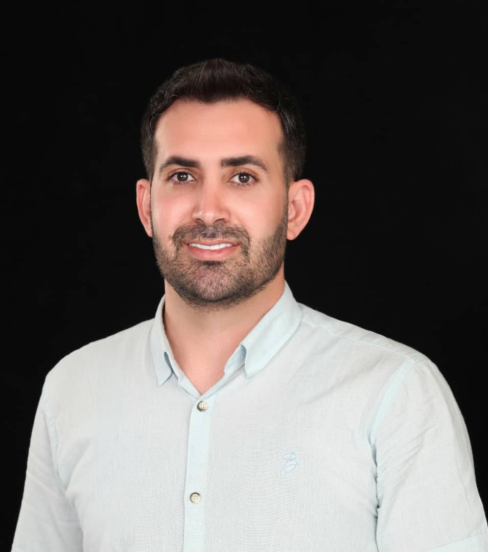 Portrait of Dr. Tohid Piri-Gharaghie