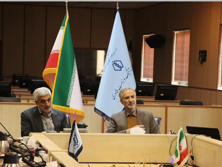 نشست مشترک پژوهشگاه و مرکز تحقیقات جراحی های کم تهاجمی